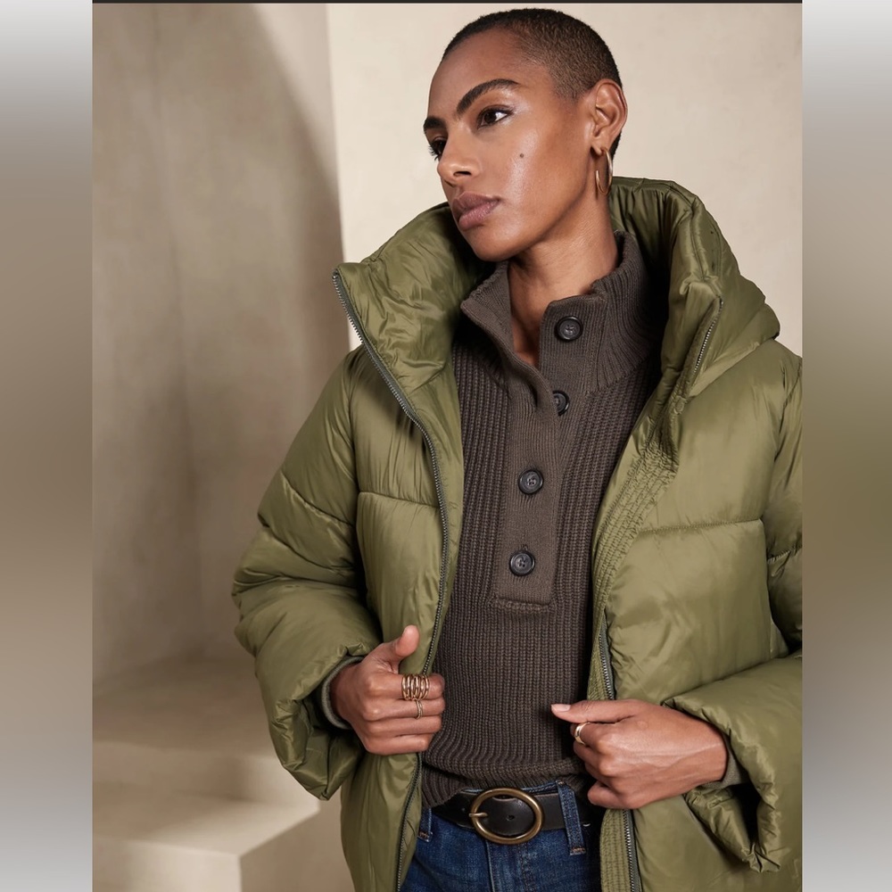 Green Banana Republic Puffer